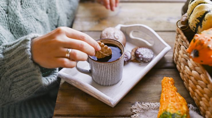 biscotti nel latte te caffe