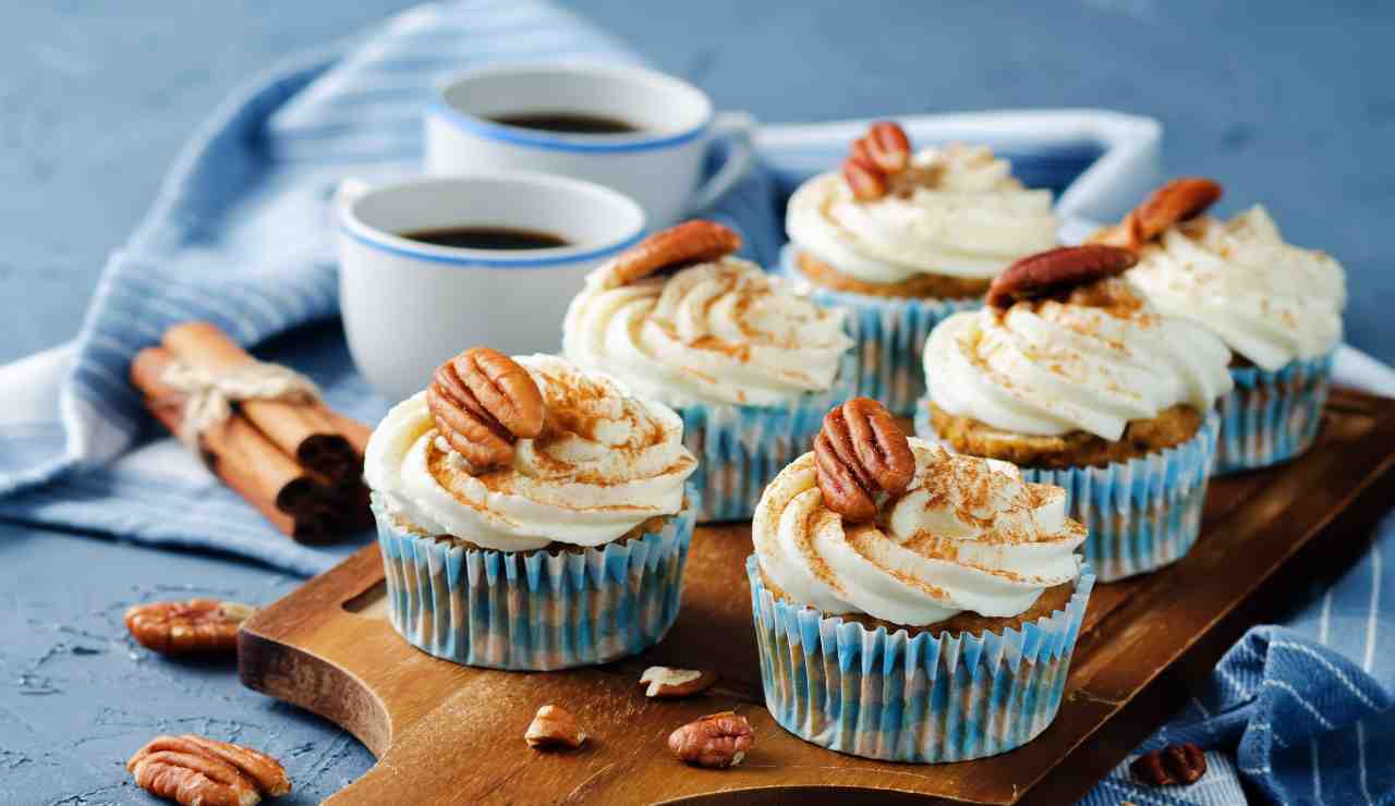 Cupcake-noci-pecan-cannella-e-caffe-2022_01_27-ricettasprint